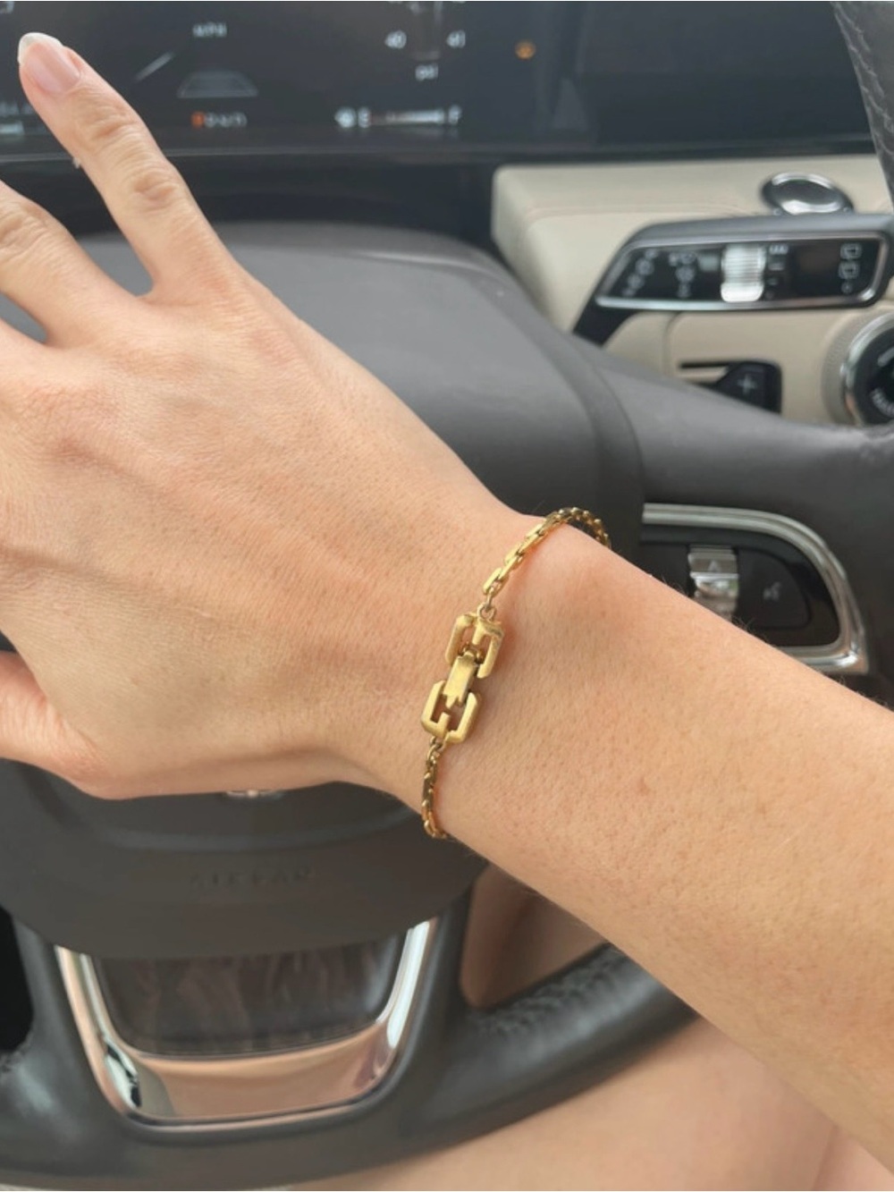 Givenchy Gold Chain Bracelet Signature Logo Links Jewelry